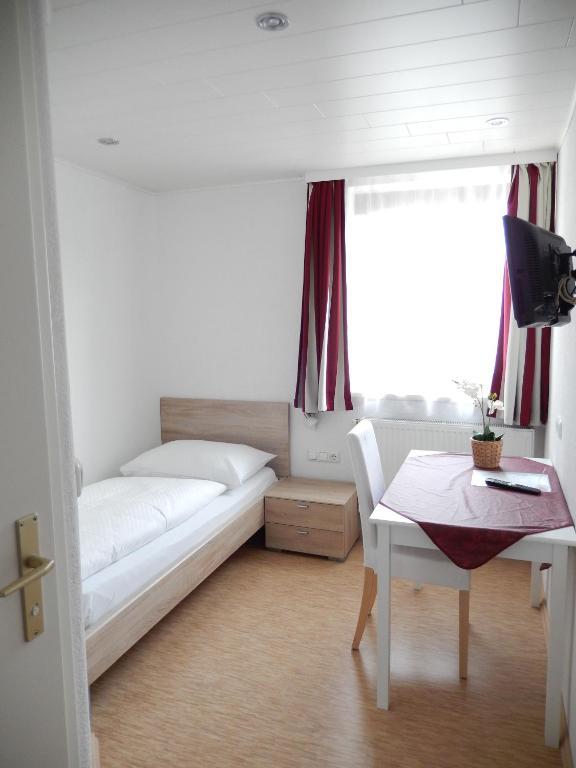 Hotel "Wilder Mann" リンツ 部屋 写真